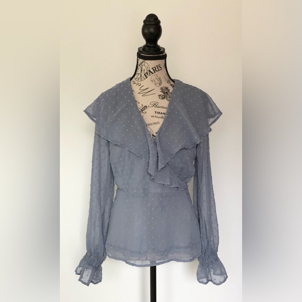 NWT Vintage Boohoo Blouse ruffled long sleeves grey size 6